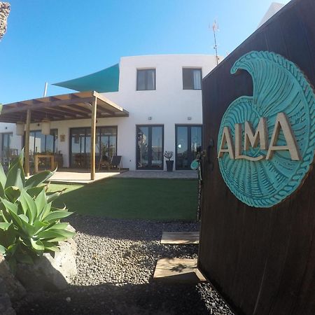 Agua Guesthouse Lajares Villa Con Jacuzzi Luaran gambar